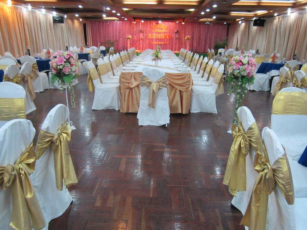 Lopburi Inn Hotel Exterior photo
